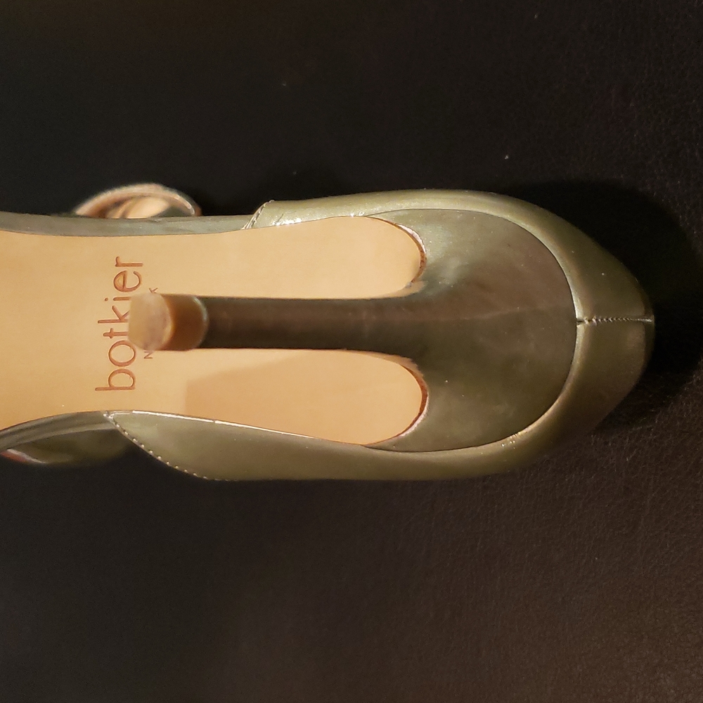 Botkier Shoes - Picture 6 of 8